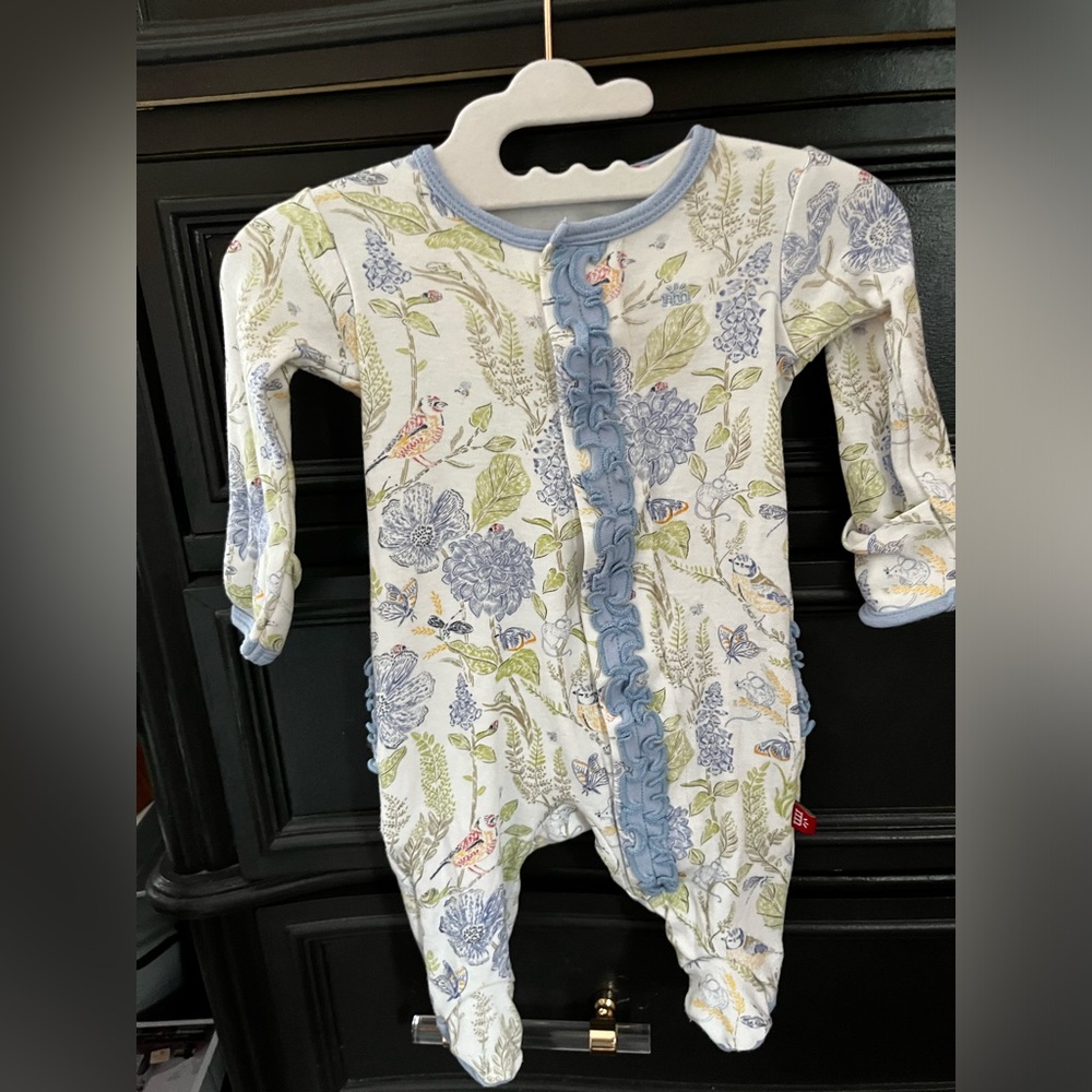 Magnetic me blue blossom organic cotton ruffle magnetic parent favorite footie